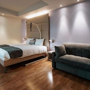 Standard Twin Room Disability Access